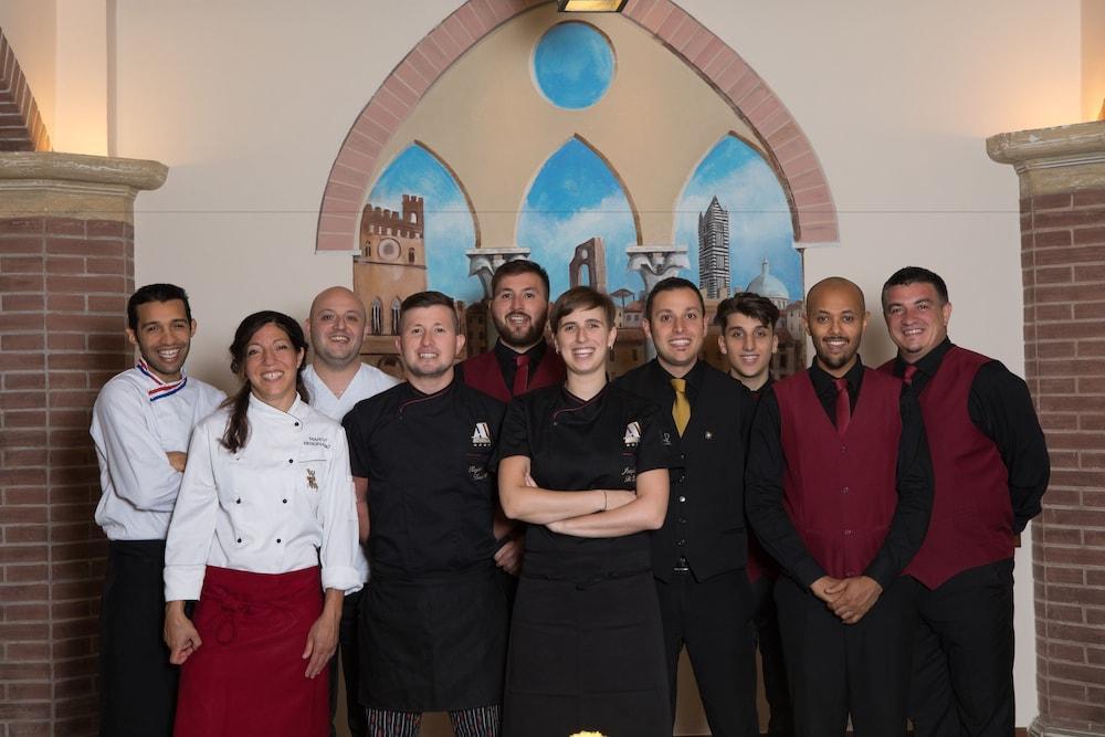 Hotel Athena Siena Bagian luar foto