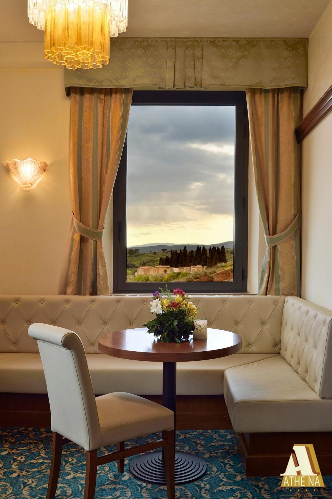 Hotel Athena Siena Bagian luar foto
