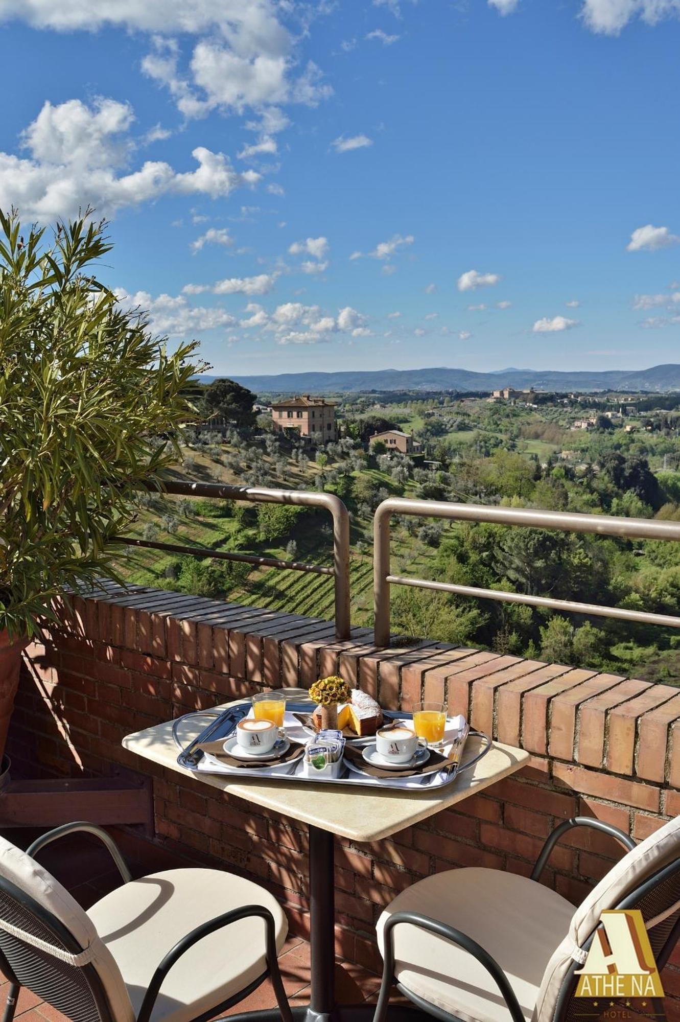 Hotel Athena Siena Bagian luar foto