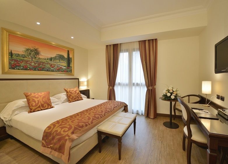 Hotel Athena Siena Bagian luar foto