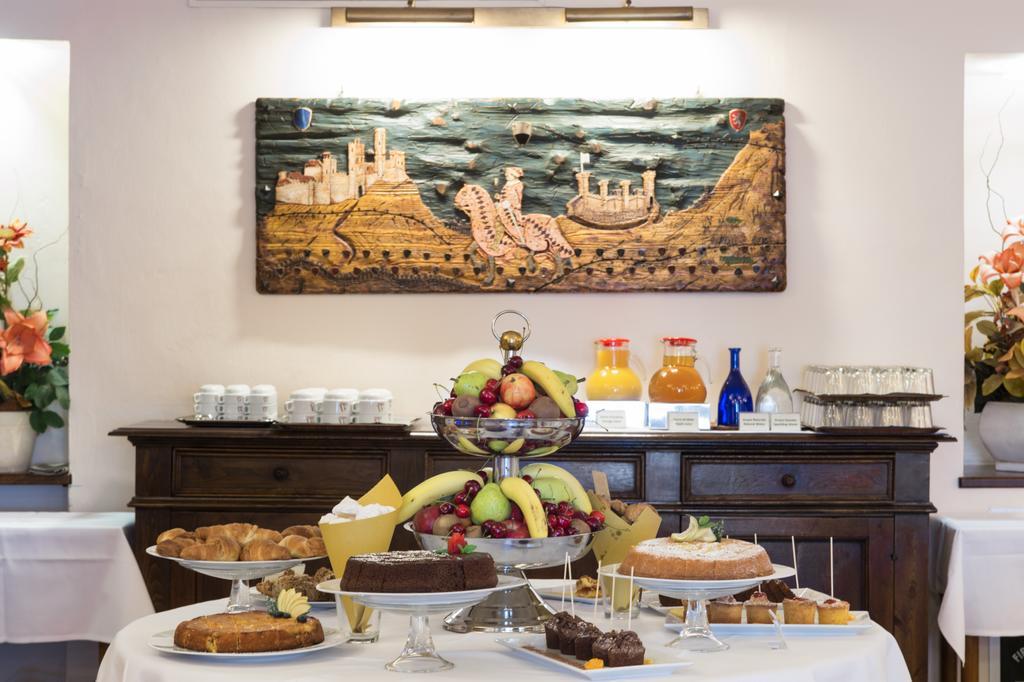 Hotel Athena Siena Bagian luar foto