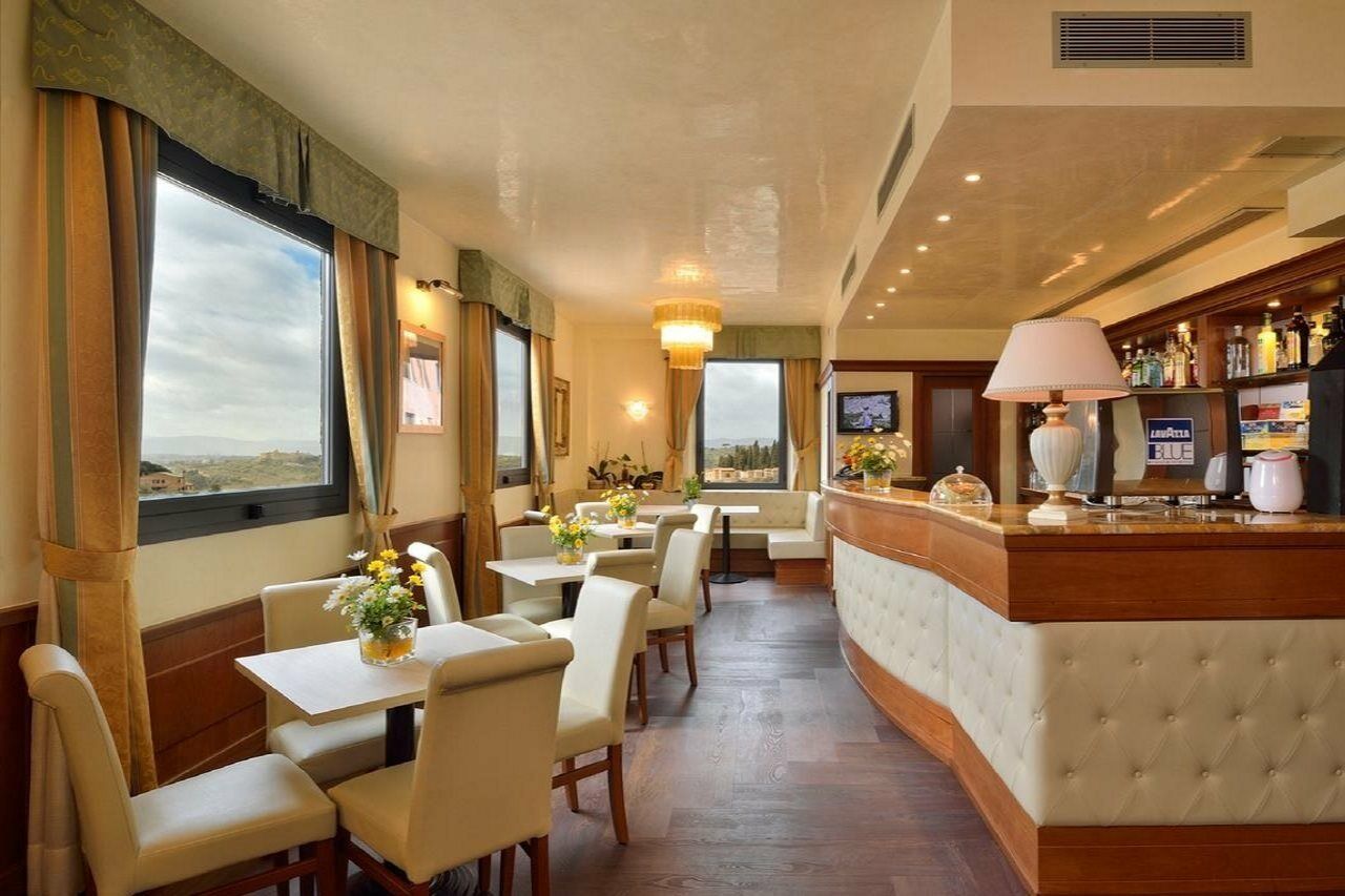 Hotel Athena Siena Bagian luar foto